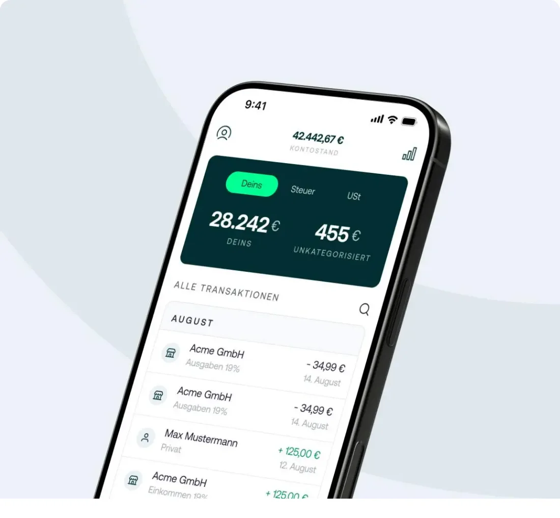 Kontist-App mit Steuer-Übersicht: Gesamtsaldo 42.442 €, Kacheln für Dein Geld, Steuer und USt, Liste aller Transaktionen