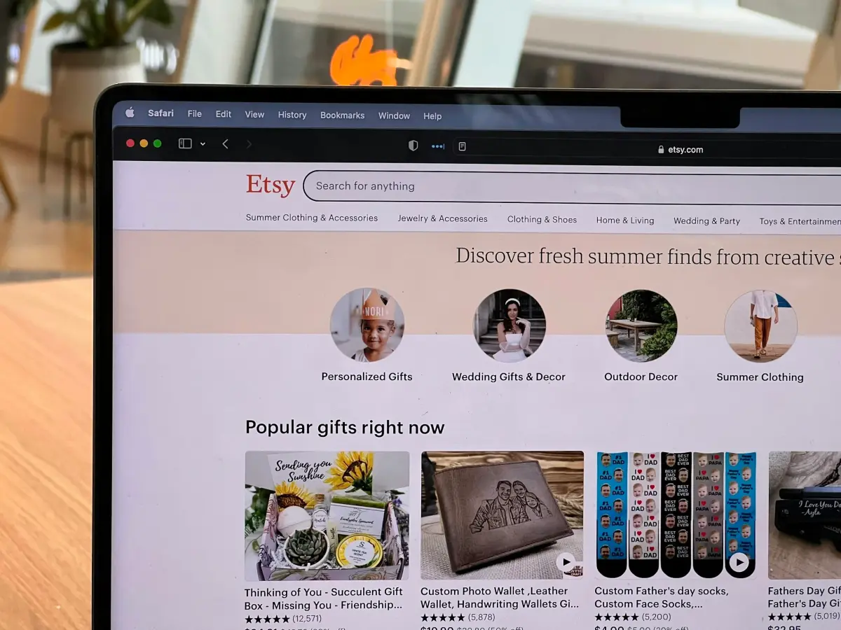 Auch ein Etsy-Shop ist als Kleingewerbe einzustufen, sobald es zu Umsätzen kommt - unsplash.com Auch ein Etsy-Shop ist als Kleingewerbe einzustufen, sobald es zu Umsätzen kommt - unsplash.com